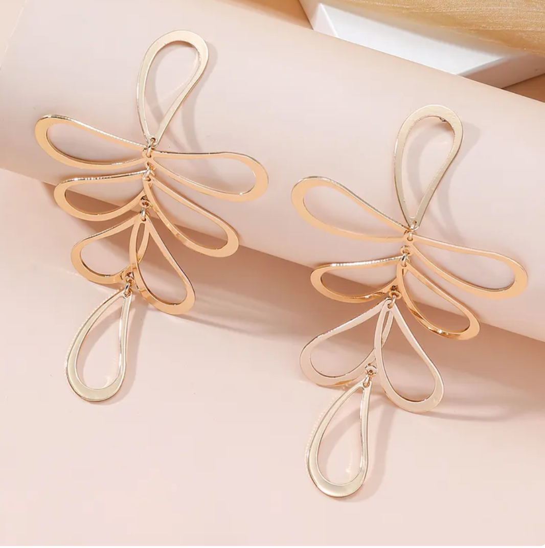 Simple Style Flower Alloy Earrings - Gold Dazzled By B