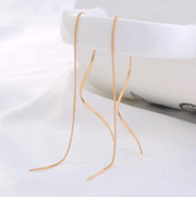 Simple S Earrings Dazzled By B